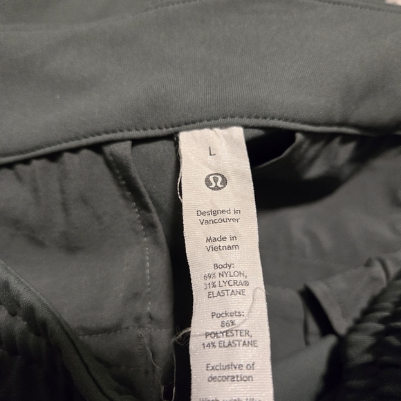 Lululemon pants - Picture 4 of 4